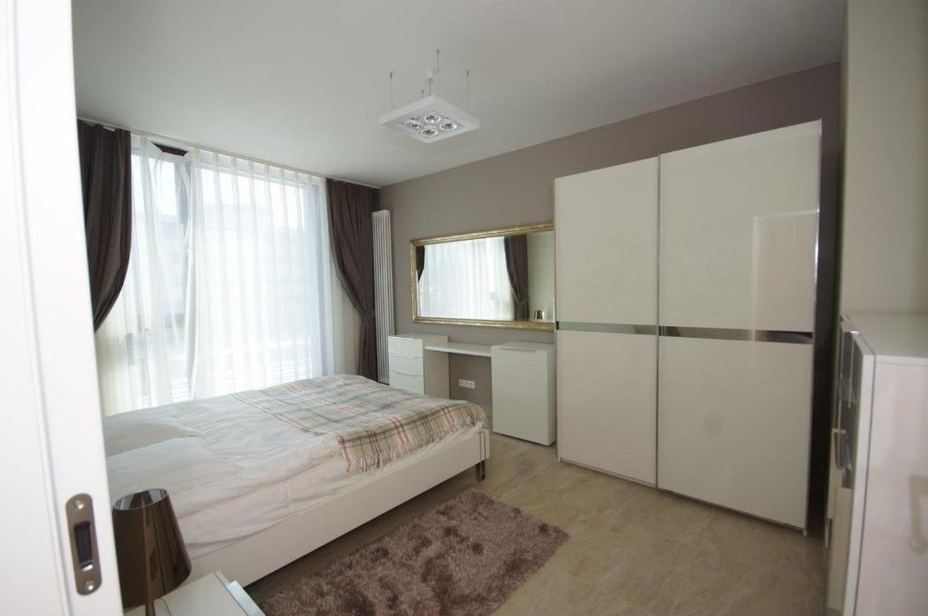 Apartamenty Triston Park Warsaw Bilik gambar